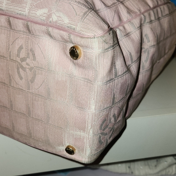 CHANEL Pink Tote Bag With COA - Picture 4 of 11